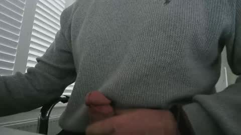 Snapshot of davesu12345 chatting on 02-06-26, 10:07 davesu12345 online show from 02-06-26, 10:07