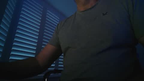 Snapshot of davesu12345 chatting on 02-09-26, 07:23 davesu12345 online show from 02-09-26, 07:23