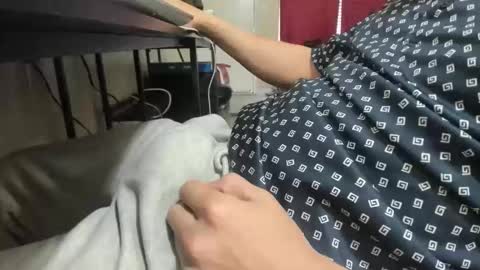 david089613 online show from 11-29-25, 04:43