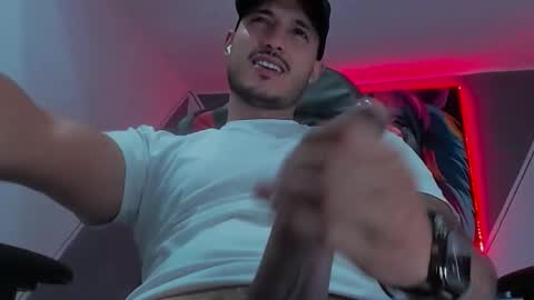 Snapshot of david__ox chatting on 09-28-25, 09:53 david__ox online show from 09-28-25, 09:53