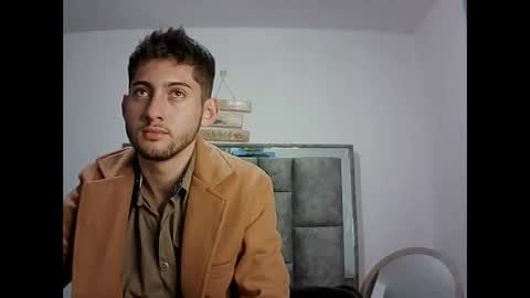 Snapshot of david_asturias chatting on 12-14-24, 01:39 David Asturias online show from 12-14-24, 01:39