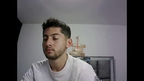 Snapshot of david_asturias chatting on 01-24-25, 03:43 David Asturias online show from 01-24-25, 03:43