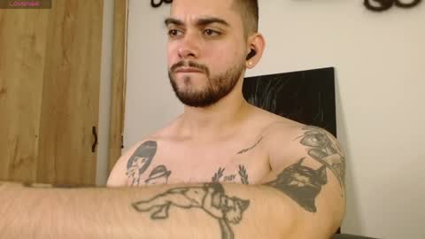 Twitter davidsanctum online show from 04-07-26, 06:25