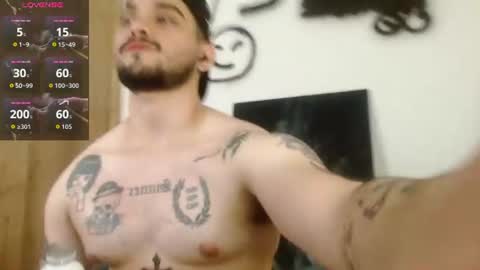 Snapshot of david_franco1 chatting on 06-22-26, 04:31 Twitter davidsanctum online show from 06-22-26, 04:31