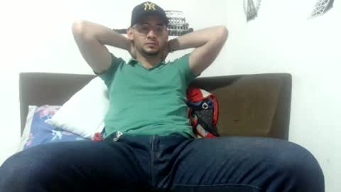 Snapshot of david_hot12 chatting on 01-22-25, 03:52 david online show from 01-22-25, 03:52