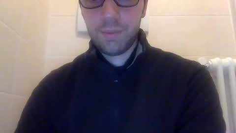 Snapshot of david_itdavid chatting on 01-17-25, 03:32 David online show from 01-17-25, 03:32