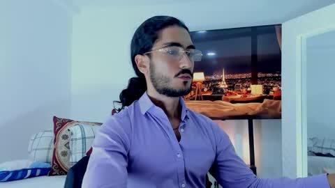 Hey im David that loves to explore and speak their fantasies. Very open talktative and nice. Feel free to chat with me online show from 01-17-26, 02:27