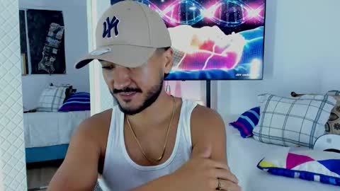 Hey im David that loves to explore and speak their fantasies. Very open talktative and nice. Feel free to chat with me online show from 03-03-26, 01:23