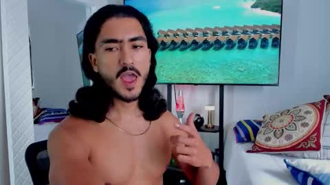 Snapshot of david_johnson372 chatting on 03-03-26, 01:28 Hey im David that loves to explore and speak their fantasies. Very open talktative and nice. Feel free to chat with me online show from 03-03-26, 01:28