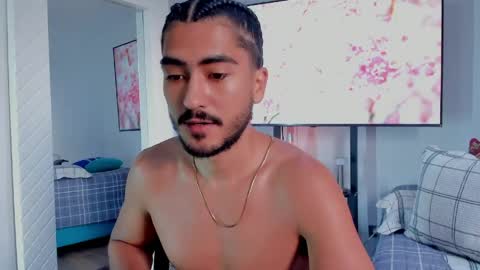 Snapshot of david_johnson372 chatting on 05-23-26, 11:14 Hey im David that loves to explore and speak their fantasies. Very open talktative and nice. Feel free to chat with me online show from 05-23-26, 11:14