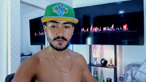 Snapshot of david_johnson372 chatting on 06-01-26, 12:56 Hey im David that loves to explore and speak their fantasies. Very open talktative and nice. Feel free to chat with me online show from 06-01-26, 12:56