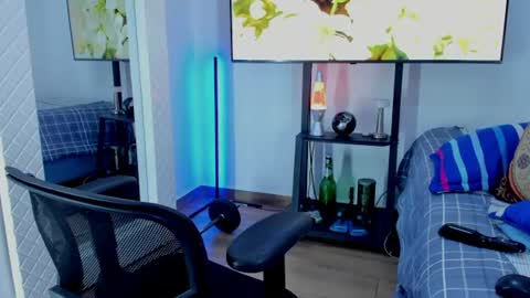 Snapshot of david_johnson372 chatting on 06-13-26, 10:57 Hey im David that loves to explore and speak their fantasies. Very open talktative and nice. Feel free to chat with me online show from 06-13-26, 10:57