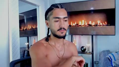 Snapshot of david_johnson372 chatting on 07-02-26, 11:27 Hey im David that loves to explore and speak their fantasies. Very open talktative and nice. Feel free to chat with me online show from 07-02-26, 11:27