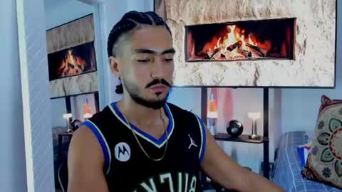 Snapshot of david_johnson372 chatting on 07-04-26, 11:55 Hey im David that loves to explore and speak their fantasies. Very open talktative and nice. Feel free to chat with me online show from 07-04-26, 11:55