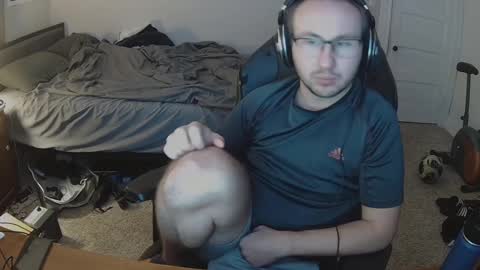 Snapshot of david_novabear chatting on 12-02-24, 01:58 David online show from 12-02-24, 01:58