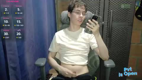 ProgrammerBoy online show from 07-30-26, 05:45