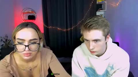 Snapshot of david_sunny chatting on 11-19-25, 01:55 David online show from 11-19-25, 01:55