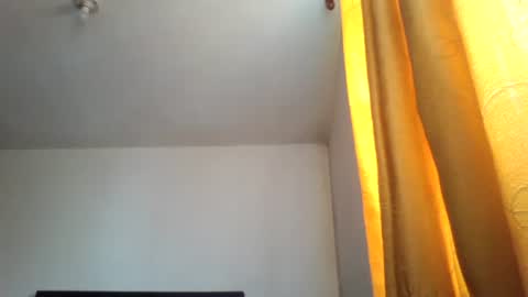 Snapshot of davidcr89 chatting on 02-18-25, 05:42 davidcr89 online show from 02-18-25, 05:42