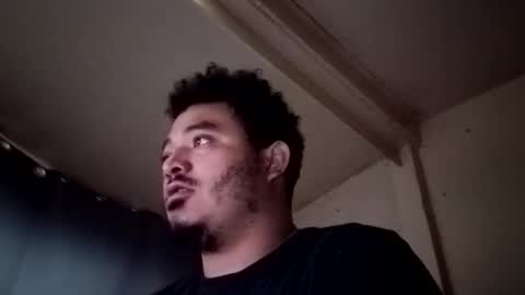 Snapshot of davidjose1995 chatting on 12-29-24, 06:27 Juice cock online show from 12-29-24, 06:27