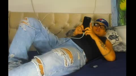 Snapshot of davidlenonn_ chatting on 04-13-26, 08:09 Lennon online show from 04-13-26, 08:09