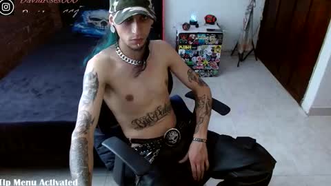   online show from 11-22-25, 05:45