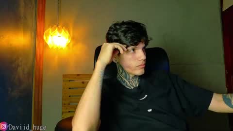 Snapshot of daviid_huge chatting on 05-30-26, 02:19 daviid_huge online show from 05-30-26, 02:19