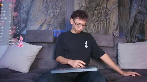 Snapshot of daviid_laid_ chatting on 02-18-26, 08:38 David online show from 02-18-26, 08:38