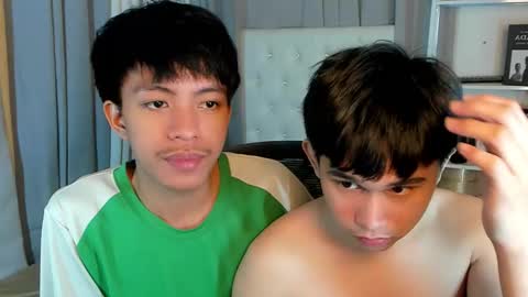 Snapshot of davincihugecock chatting on 02-07-26, 04:43 daniel online show from 02-07-26, 04:43