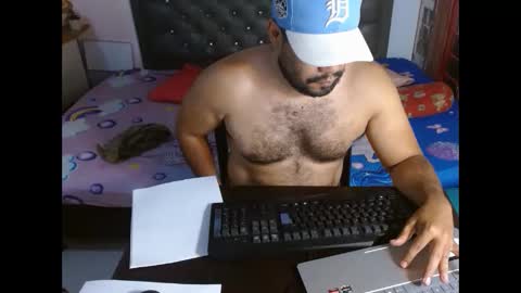 davinson_lopez35 online show from 06-04-26, 07:03