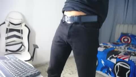 Snapshot of davisito7 chatting on 01-12-25, 05:03 David Angel online show from 01-12-25, 05:03