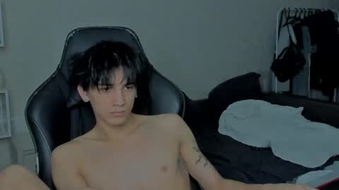 davis online show from 12-27-24, 05:09