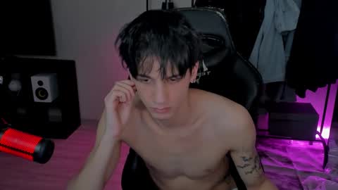 davis online show from 02-05-25, 10:01