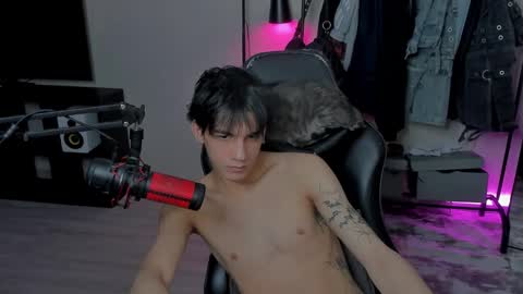 davis online show from 02-14-25, 02:33