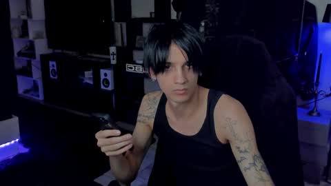 Snapshot of davisross chatting on 07-08-26, 12:31 davis online show from 07-08-26, 12:31