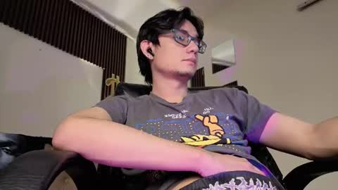 Snapshot of davoxer chatting on 06-20-26, 03:42 davoxer online show from 06-20-26, 03:42
