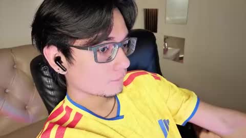 Snapshot of davoxer chatting on 06-28-26, 03:45 davoxer online show from 06-28-26, 03:45