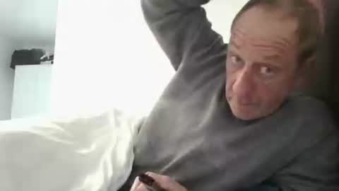 davyboi15 online show from 04-11-26, 07:45