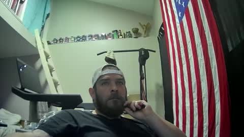 Snapshot of davyking89 chatting on 02-14-25, 07:02 Here for fun online show from 02-14-25, 07:02