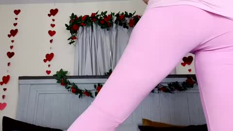 Dawn Willow online show from 04-10-26, 08:46