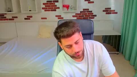 Snapshot of daxgreer chatting on 06-11-26, 04:43 DaxGreer online show from 06-11-26, 04:43