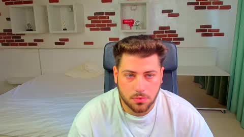 Snapshot of daxgreer chatting on 06-16-26, 04:26 DaxGreer online show from 06-16-26, 04:26
