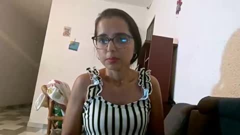 Snapshot of dayana_cruz chatting on 11-15-25, 03:04 dayana_cruz online show from 11-15-25, 03:04