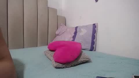 instagram  catherin dayana reina online show from 03-30-26, 03:57