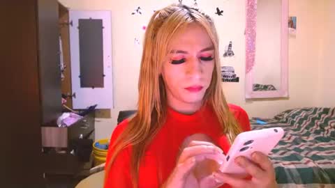 Snapshot of dayanna_01_ chatting on 07-06-26, 06:21 dayanna_01_ online show from 07-06-26, 06:21