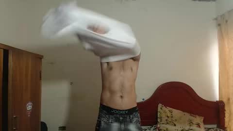 Dylon online show from 12-20-25, 06:59