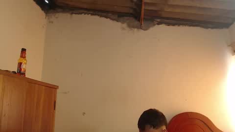 Dylon online show from 12-22-25, 07:00