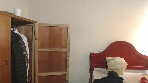 Dylon online show from 01-07-26, 06:32