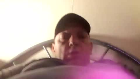 Snapshot of dazzaboxer chatting on 10-30-25, 02:02 dazzaboxer online show from 10-30-25, 02:02