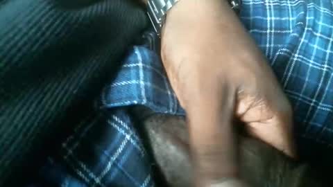 Snapshot of dbizzlenyc chatting on 10-13-25, 05:13 dbizzlenyc online show from 10-13-25, 05:13