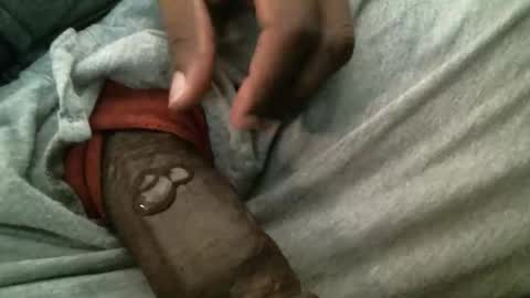 Snapshot of dbizzlenyc chatting on 03-17-26, 12:04 dbizzlenyc online show from 03-17-26, 12:04